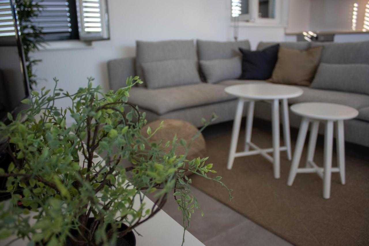 Apartman Senka 비오그라드나모루 외부 사진